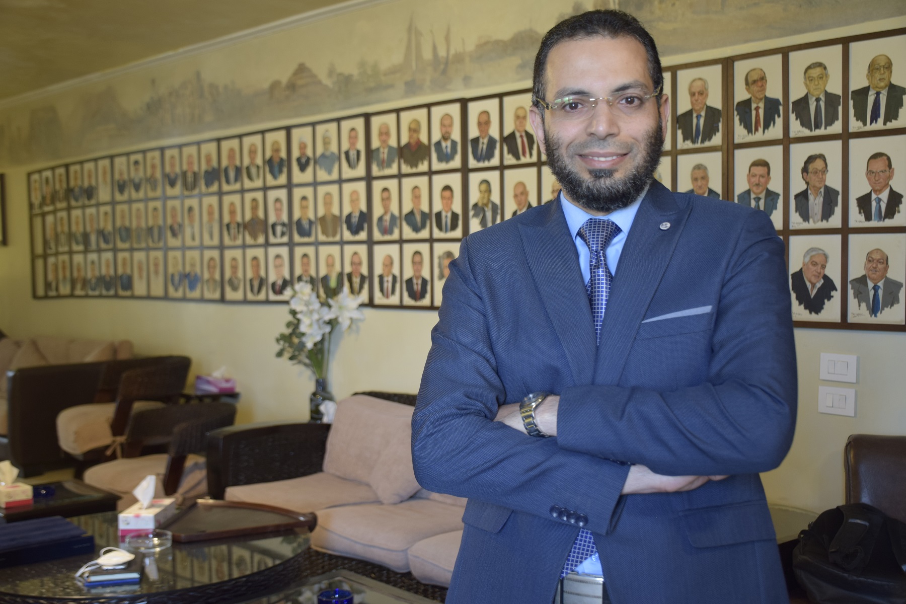 الدكتور أحمد الساداتي نائب الرئيس التنفيذي لمجموعة صيدليات العزبي