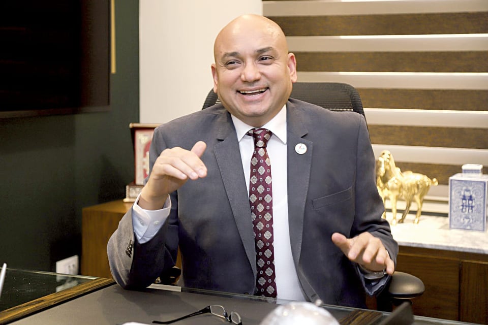 منصة «سوق الدواء» تُكرم الدكتور محمد عثمان