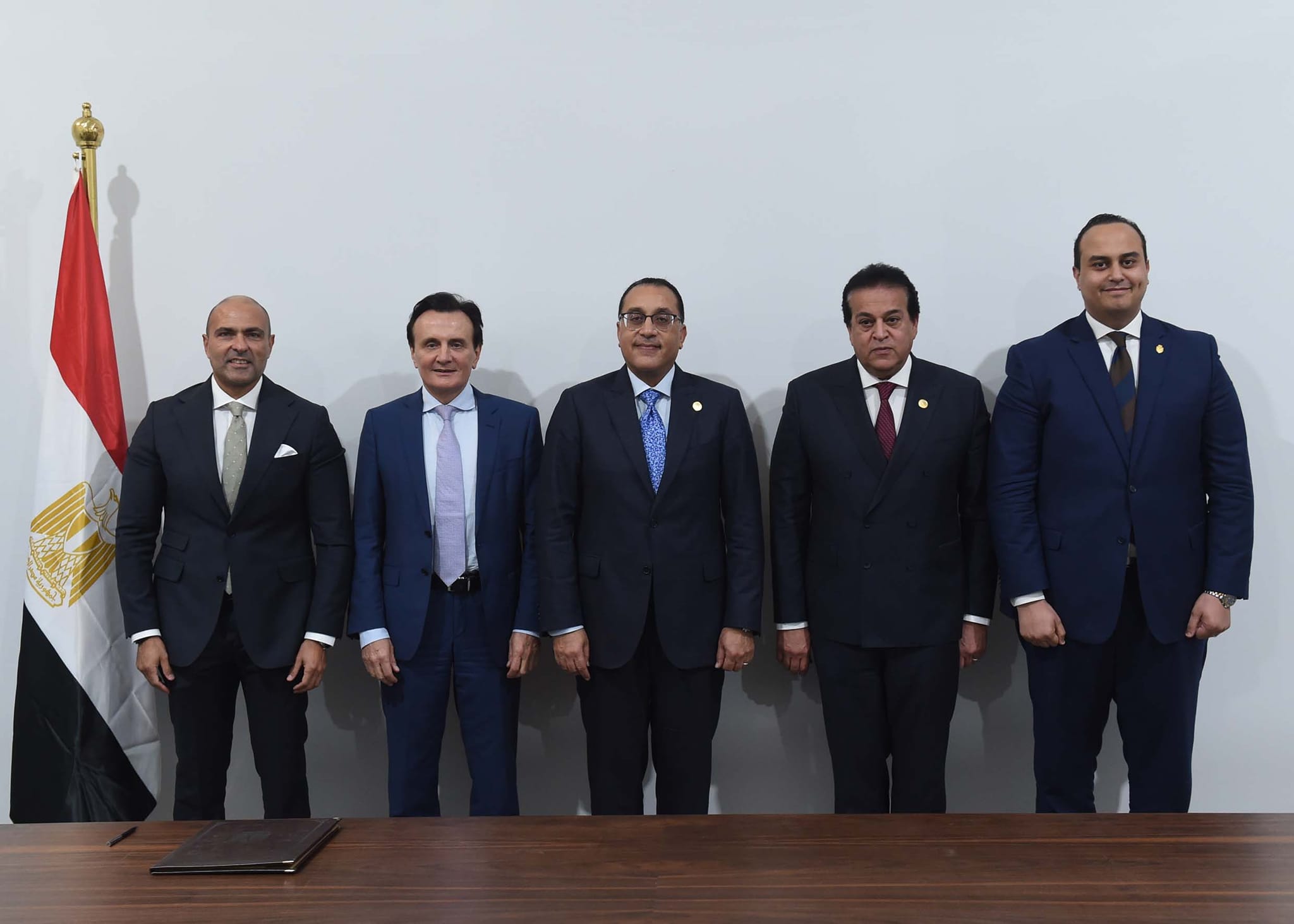 توقيع مذكرة تفاهم بين «هيئة الرعاية الصحية» و«أسترازينيكا» لتعزيز مفهوم المنشآت الصحية الخضراء