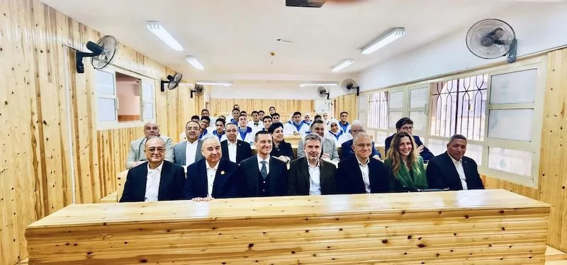 زيارة الوفد الإيطالي لمدرسة بنك مصر للتكنولوجيا التطبيقية للصناعات الدوائية