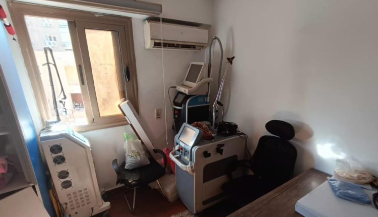 الصحة: إغلاق 4 منشآت خاصة «جلدية وليزر» مخالفة بمدينة نصر
