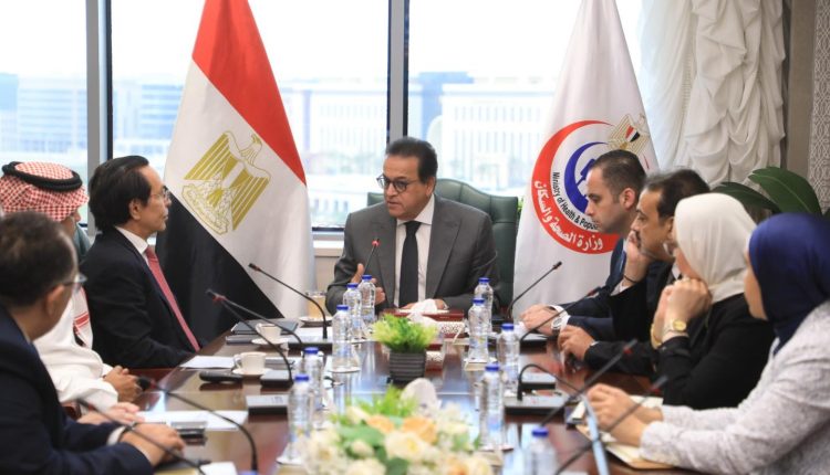 وزير الصحة يستقبل رئيس شركة إنترهيلث كندا لبحث سبل تعزيز الشراكة الصحية