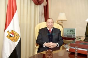 الدكتور محيى حافظ رئيس المجلس التصديرى للصناعات الدوائية والطبية